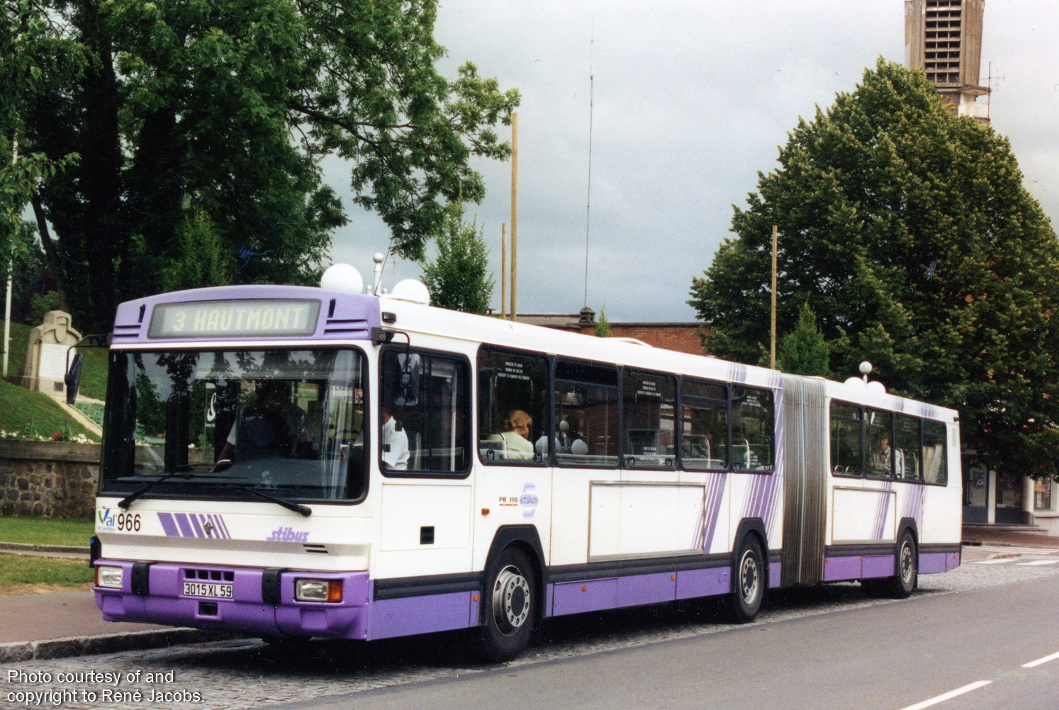 Bus 966