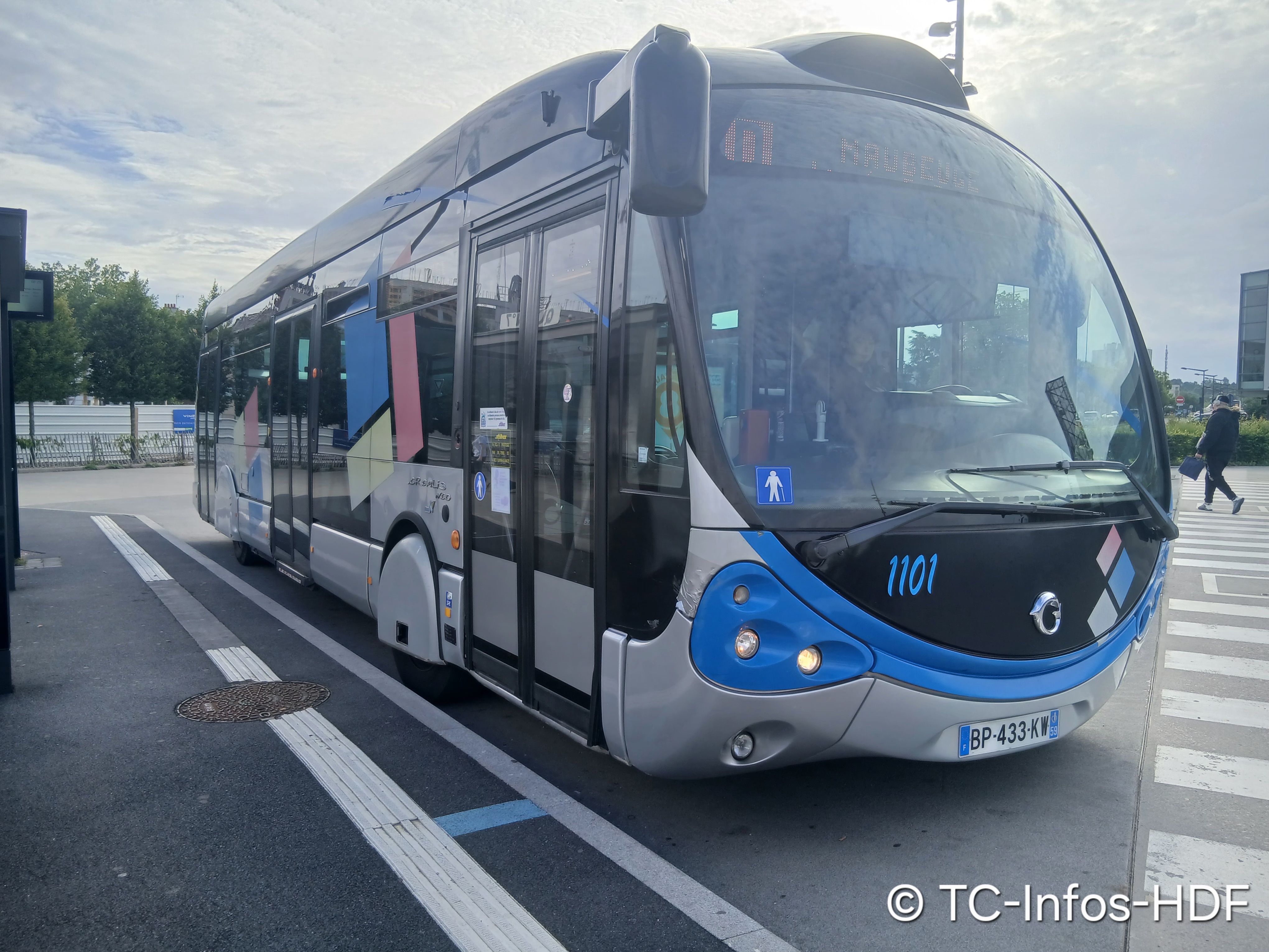 IRISBUS CREALIS NEO 12
